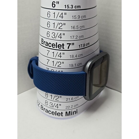 Fitbit Versa 2 Smartwatch Gray 40mm Alexa WR50M Always On Display -  No Charger - Picture 7 of 10